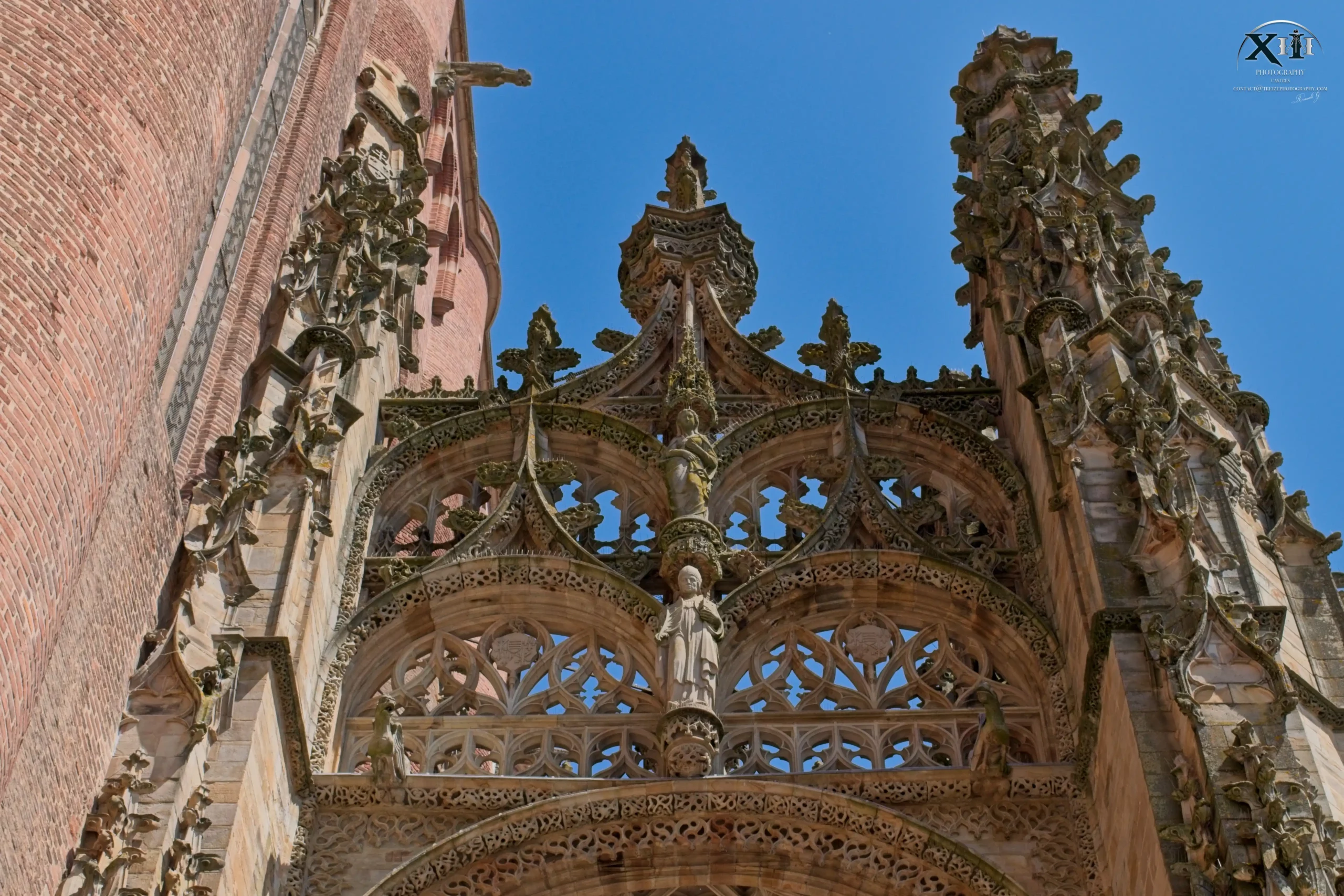 Entrée-ouest-Cathédrale-Sainte-Cécile Entrée-ouest-Cathédrale-Sainte-Cécile.
