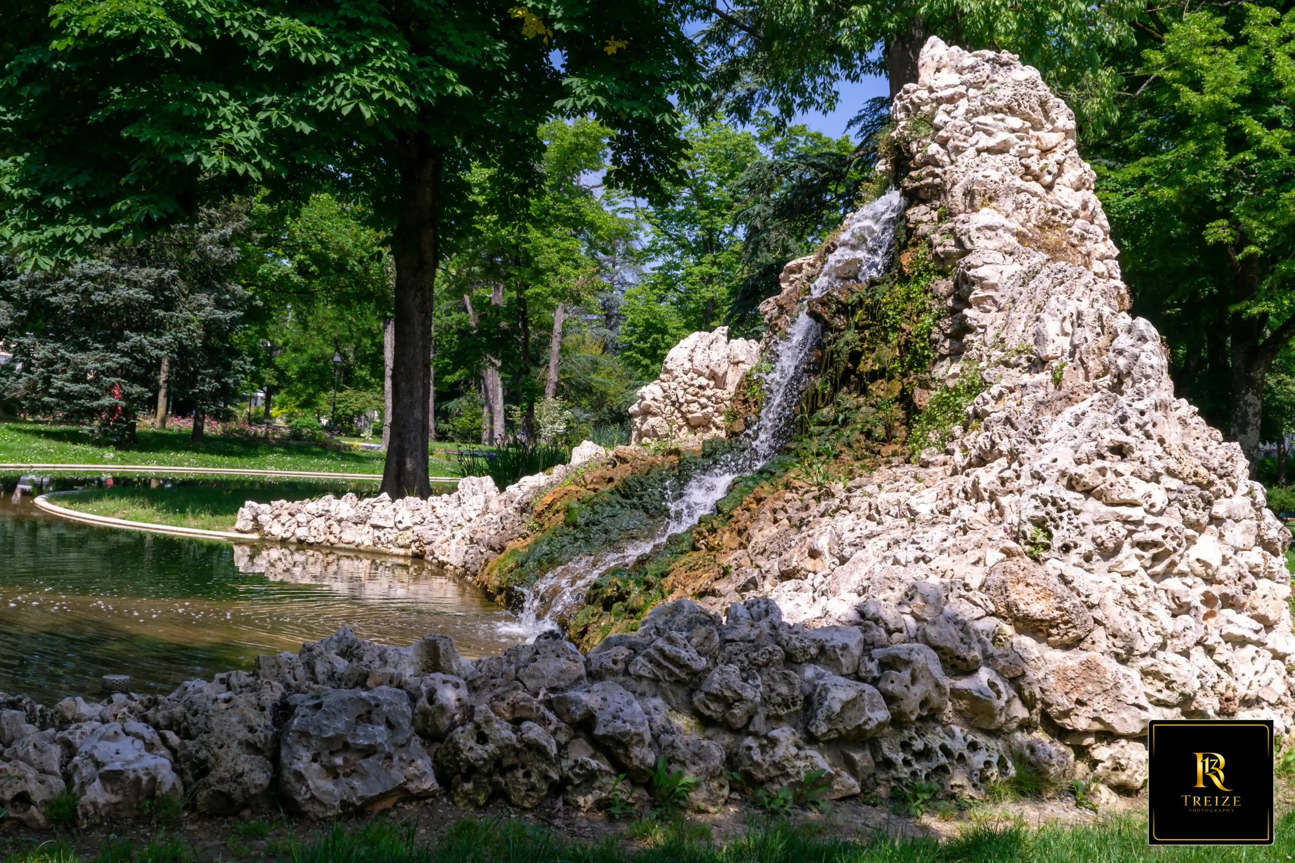 cascade-jardin-mail-castres Espace vert du Jardin du Mail à Castres