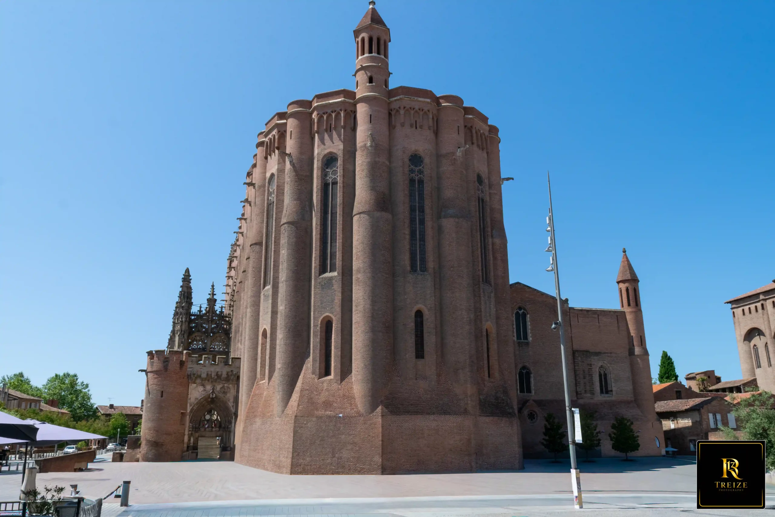 cathedrale-sainte-cecile-albi Cathédrale Sainte-Cécile à Albi en photographie architecturale